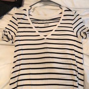 American Eagle striped v-neck tee